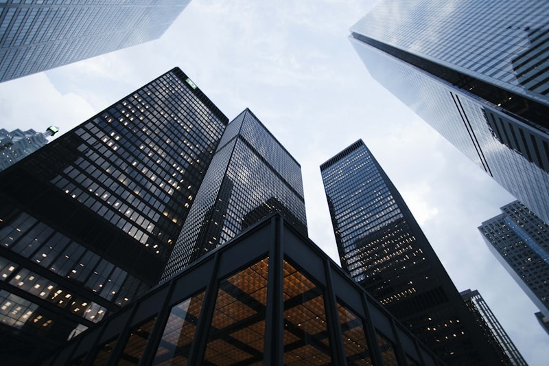 Global banking towers representing JPMorgan's blockchain network